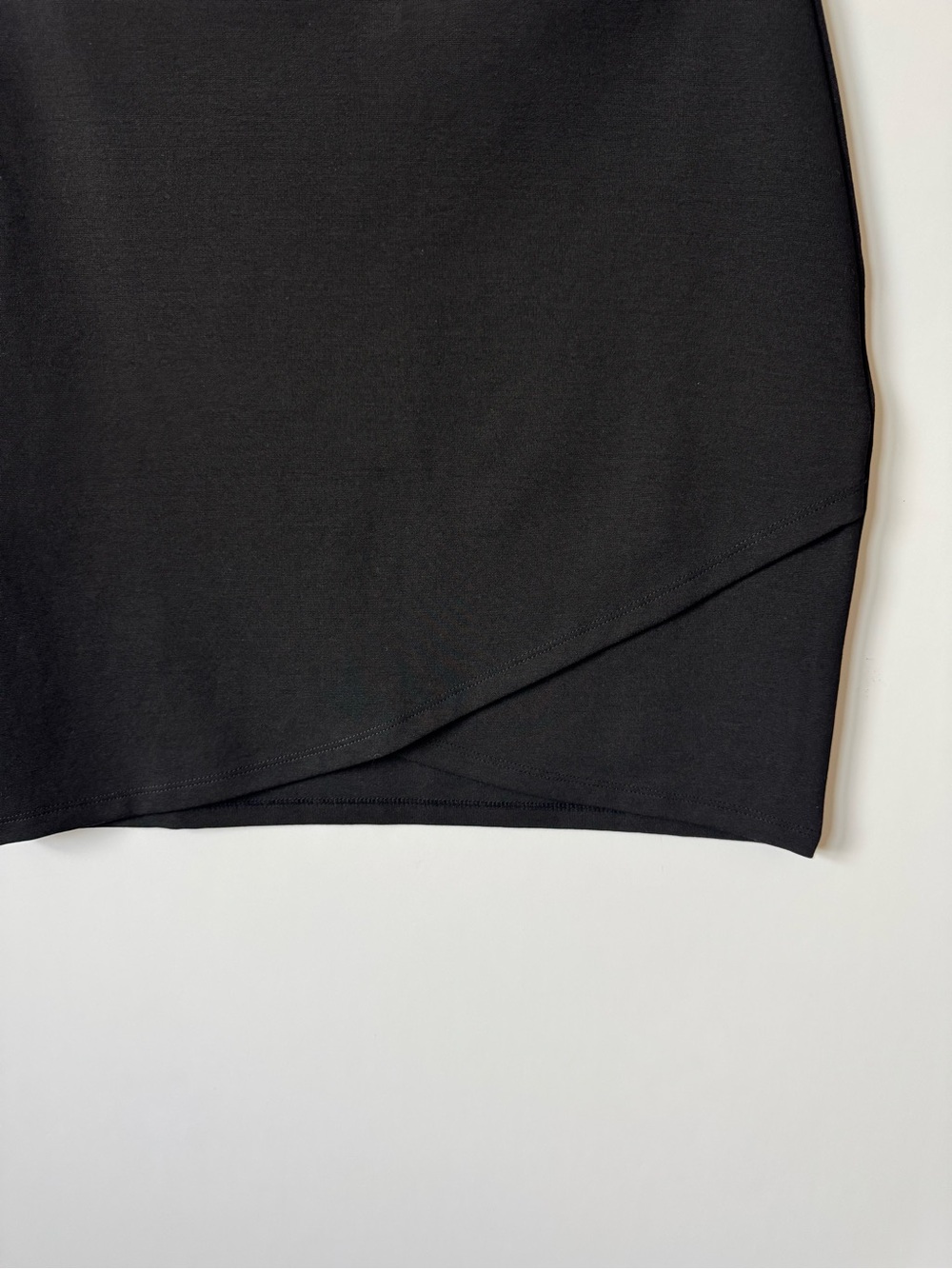 Sezane Calvi Black Mini Skirt NWT - Picture 4 of 10
